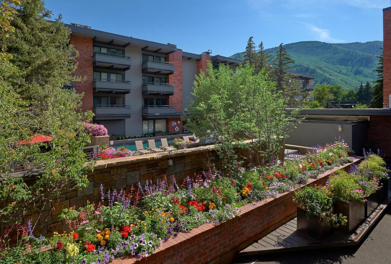 Aspen Square Condominium Hotel Exterior photo