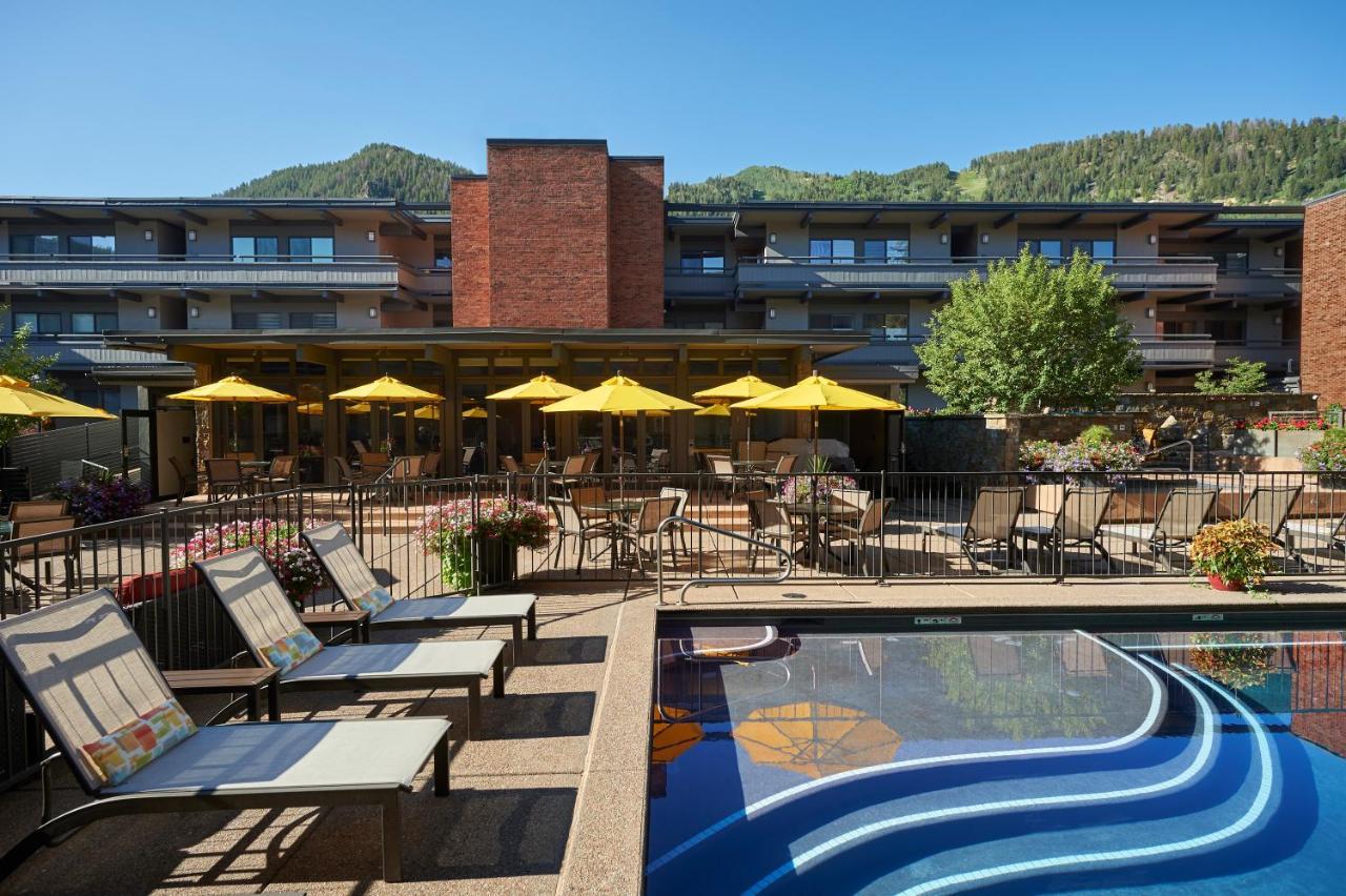 Aspen Square Condominium Hotel Exterior photo